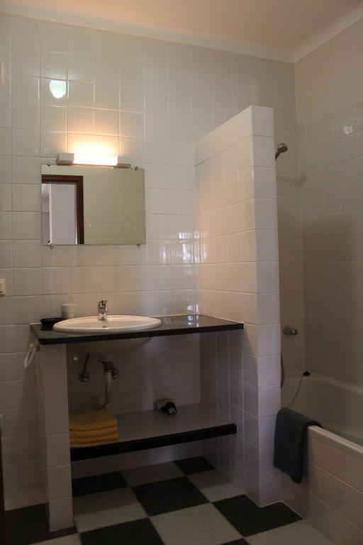 Filhas Do Mar Apartments サレマ 部屋 写真
