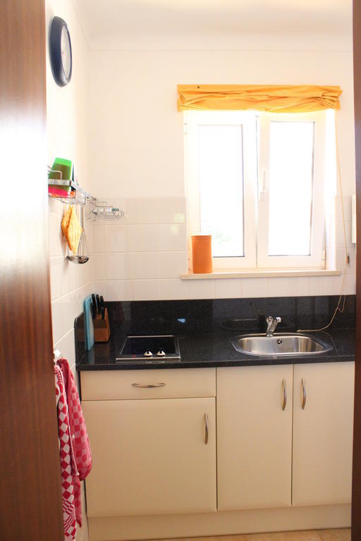 Filhas Do Mar Apartments サレマ 部屋 写真